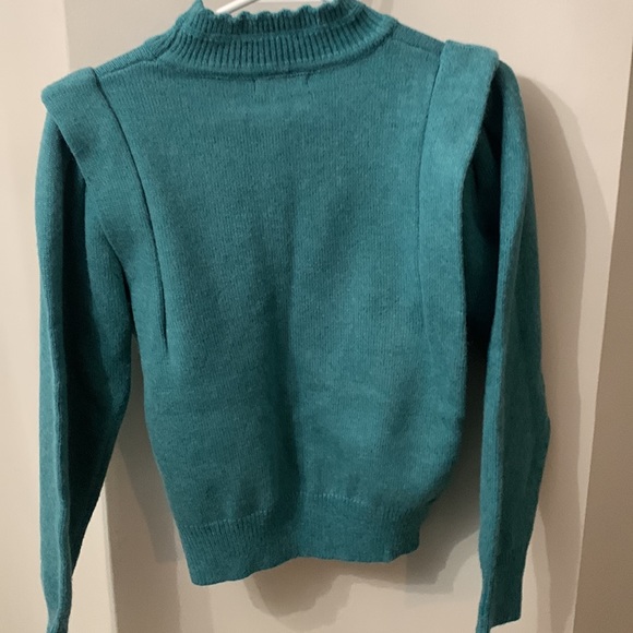 Sweater - Picture 4 of 4